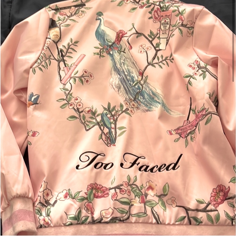 TOO FACED HTF! Limited Edition!! Satin Embroidered, Pink, Medium, NWOT (SCLOS)